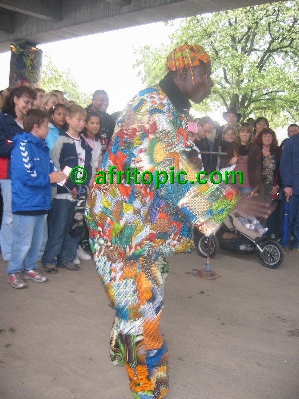 ../Images/afw2006d 390.jpg